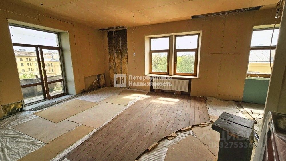 Продажа 3-комн квартиры на вторичном рынке улица Зенитчиков, 3к1