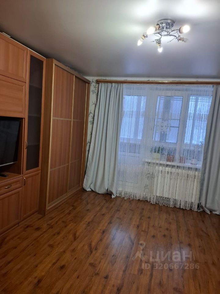 Продажа 2-комн квартиры на вторичном рынке пос. Новый Городок, 40