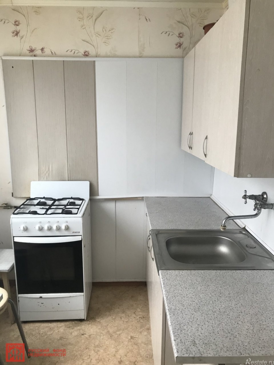 Продажа 1-комн квартиры на вторичном рынке Сестрорецк г., Строителей наб.,  д. 10