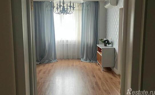 Продажа 2-комн квартиры на вторичном рынке Радужная улица,  д. 2