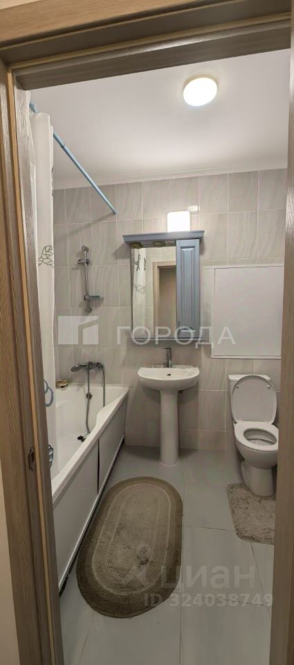 Продажа 2-комн квартиры на вторичном рынке улица Николая Озерова, 2к1