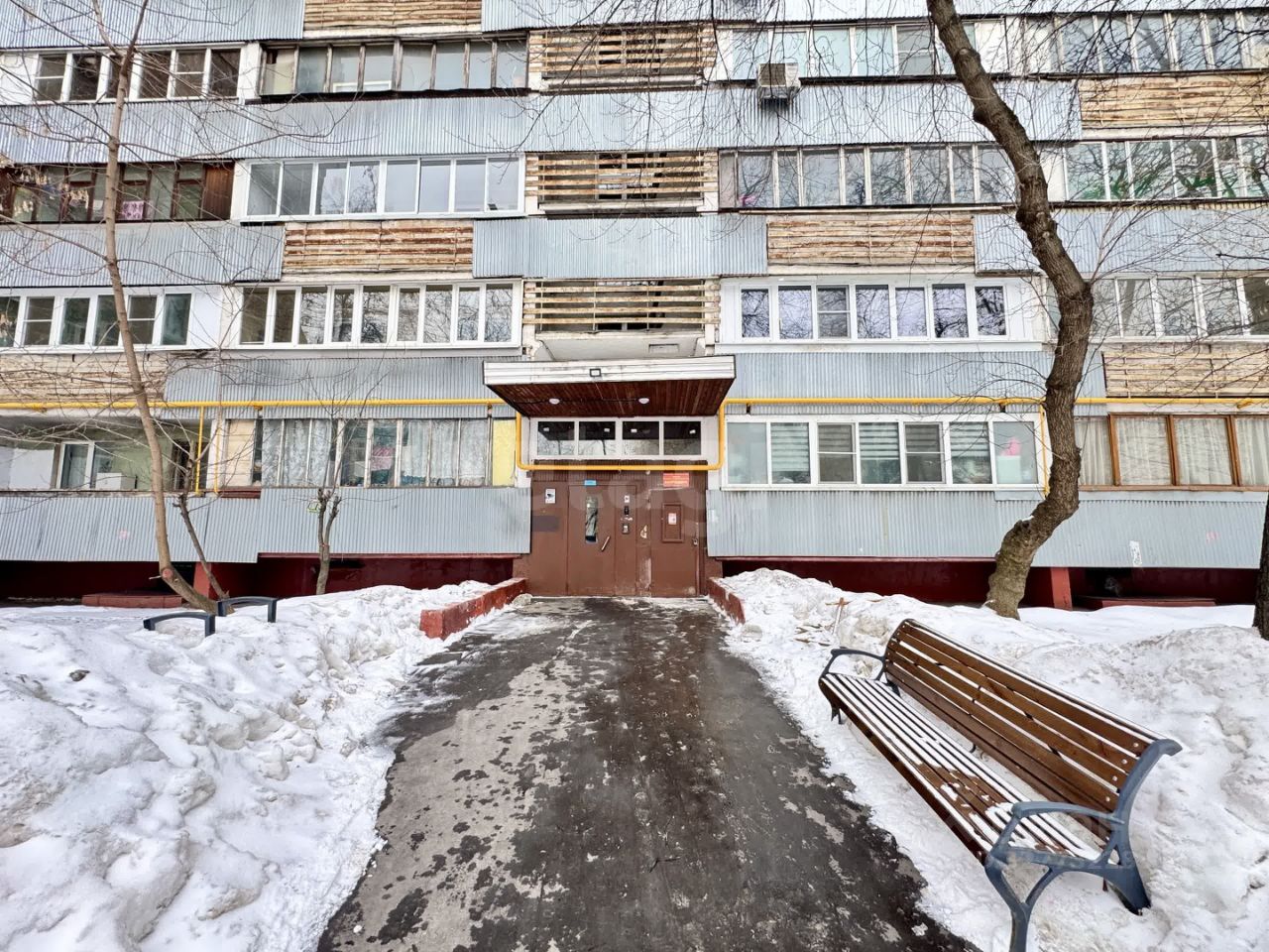 Продажа 2-комн квартиры на вторичном рынке Фрязевская улица, 15К3