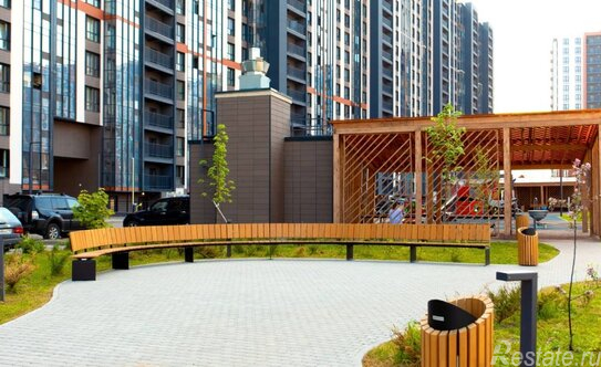 Продажа 1-комн квартиры на вторичном рынке площадь Европы