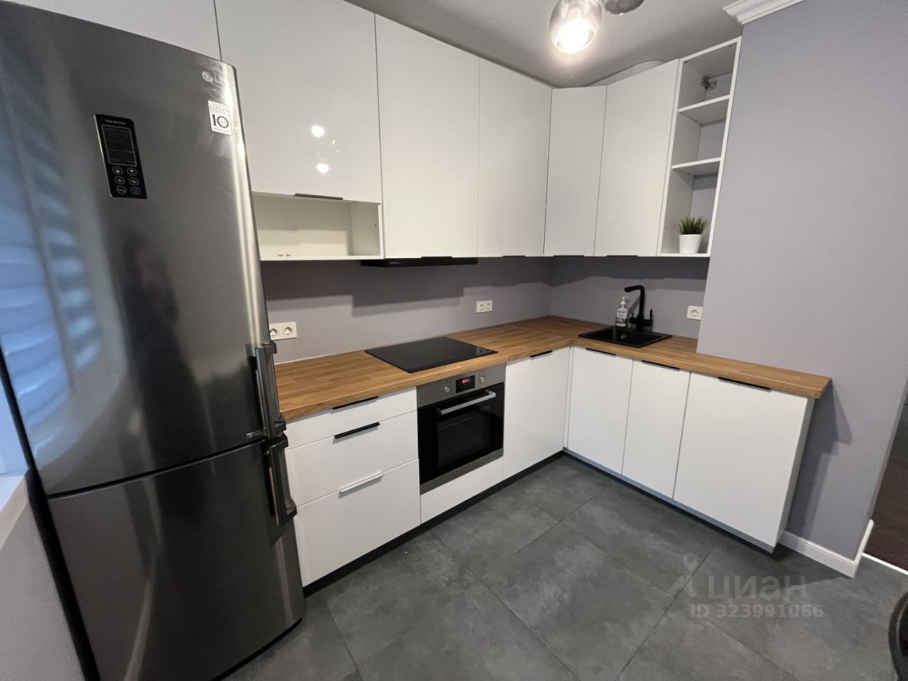 Продажа 2-комн квартиры на вторичном рынке улица Лескова, 28к1