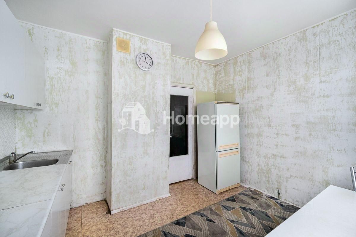 Продажа 2-комн квартиры на вторичном рынке Южнобутовская улица, 21