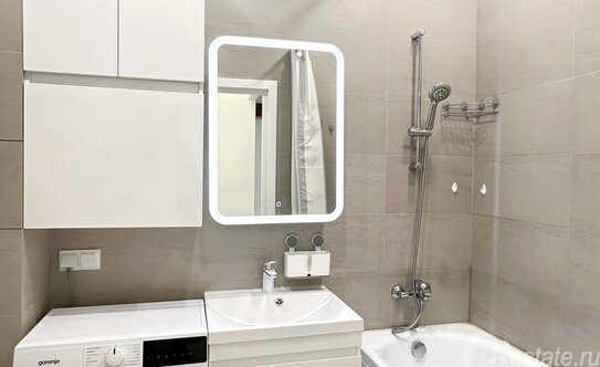 Продажа 2-комн квартиры на вторичном рынке ул Олонецкая,  д. 2А