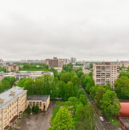 Продажа 3-комн квартиры на вторичном рынке Пархоменко пр-кт,  д. 19,  к. 1