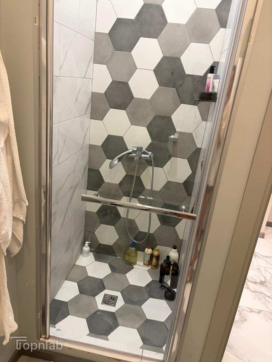 Продажа 2-комн квартиры на вторичном рынке Лиговский проспект, 235, литера А