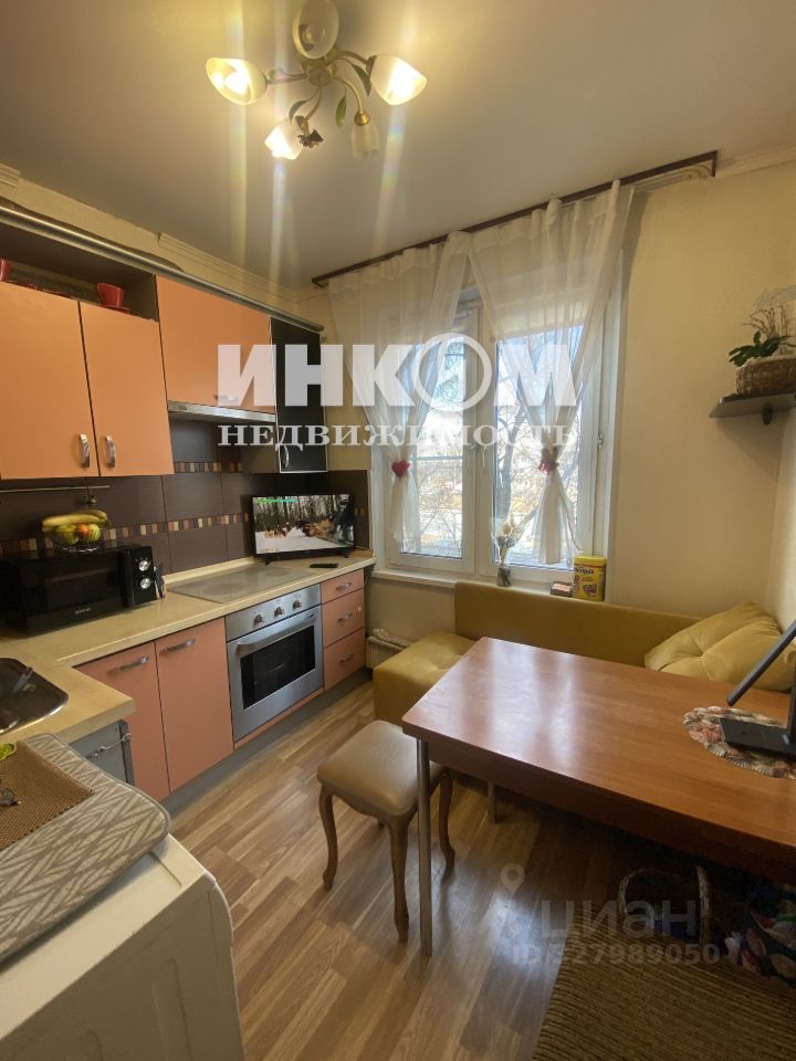 Продажа 3-комн квартиры на вторичном рынке Новочеркасский бульвар, 26
