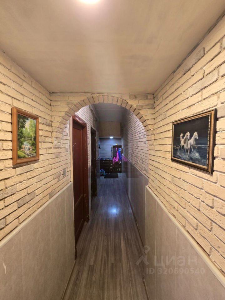 Продажа 4-комн квартиры на вторичном рынке проспект Малый Васильевского острова, 35Б