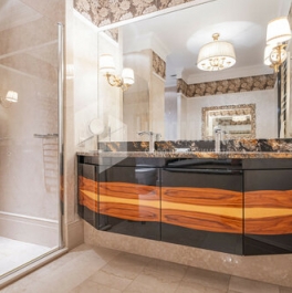 Продажа 4-комн квартиры на вторичном рынке Татарская Б. ул,  д. 7 к3