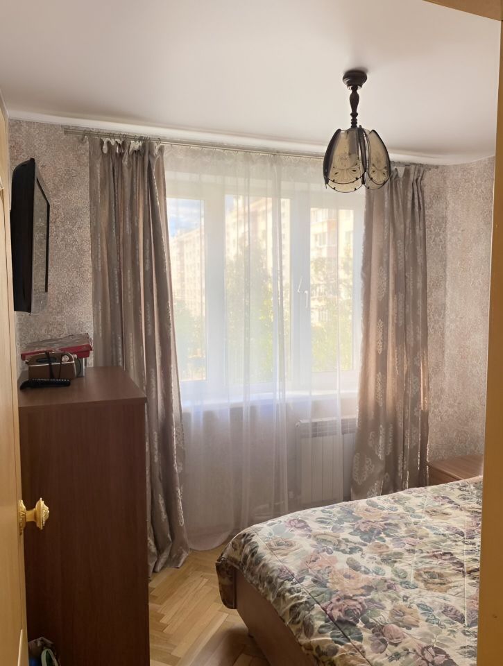 Продажа 2-комн квартиры на вторичном рынке Клин г, Чайковского ул