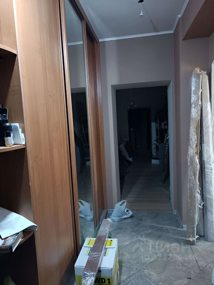 Продажа 3-комн квартиры на вторичном рынке Выборгская улица, 4К1