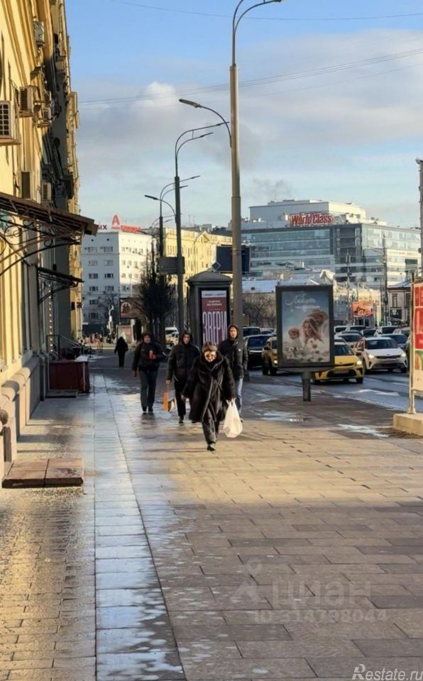 Аренда торгового помещения Садовая-Черногрязская улица,  д. 11/2