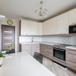 Продажа 3-комн квартиры на вторичном рынке Академическая Б. ул,  д. 9,  к. 1