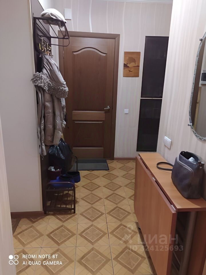 Продажа 3-комн квартиры на вторичном рынке Коломна, проспект Кирова, 41