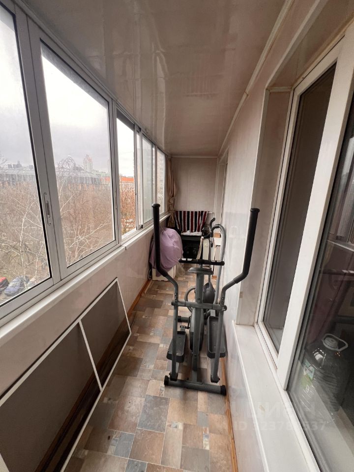 Продажа 1-комн квартиры на вторичном рынке улица Берзарина, 5