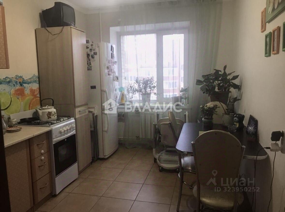 Продажа 1-комн квартиры на вторичном рынке Лесной Городок пгт, улица Грибовская, 2