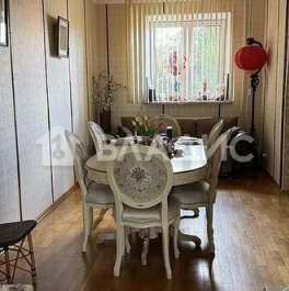 Продажа 4-комн квартиры на вторичном рынке Коломна, ул Гражданская,  д. 4
