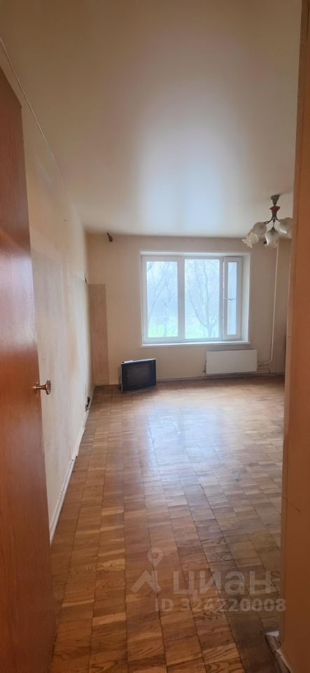 Продажа 3-комн квартиры на вторичном рынке Бирюлевская улица, 52К3