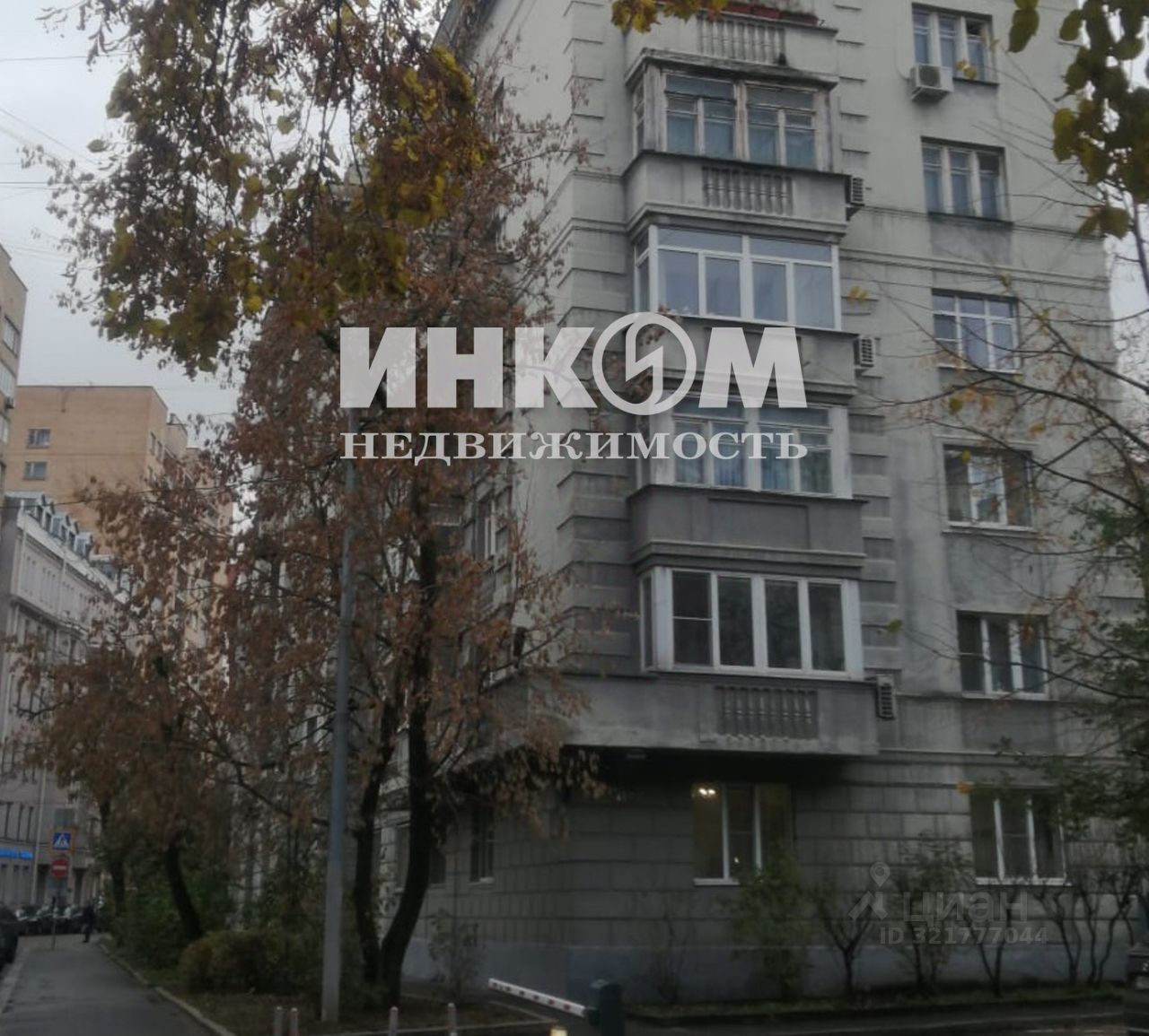 Продажа 2-комн квартиры на вторичном рынке Воротниковский переулок, 5/9