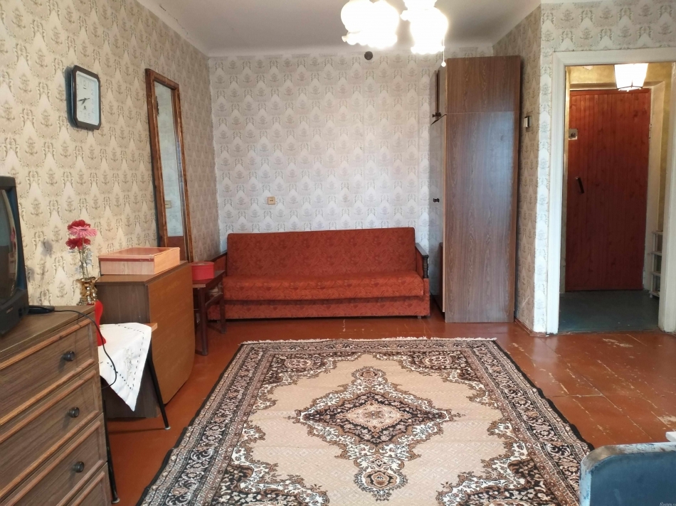 Продажа 1-комн квартиры на вторичном рынке Кировск г, Победы ул ,  д. 14