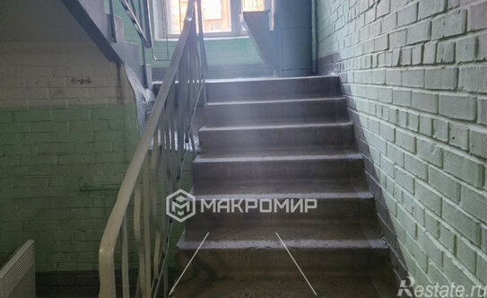 Продажа 2-комн квартиры на вторичном рынке Петергоф г, Шахматова ул,  д. 6 к1