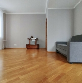 Продажа 3-комн квартиры на вторичном рынке улица Маршала Василевского,  д. 9 к3