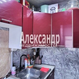 Продажа 2-комн квартиры на вторичном рынке Кириши, пр-кт Ленина,  д. 5б