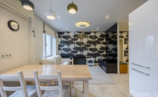 Продажа 3-комн квартиры на вторичном рынке ул Кравченко,  д. 4,  к. 1