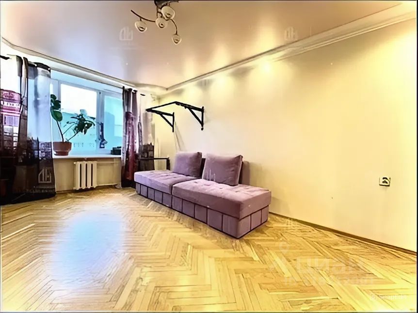 Продажа 3-комн квартиры на вторичном рынке проспект Тореза, 36К2