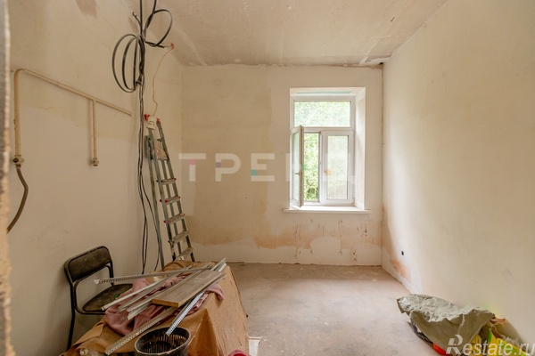 Продажа 3-комн квартиры на вторичном рынке Братская ул,  д. 3
