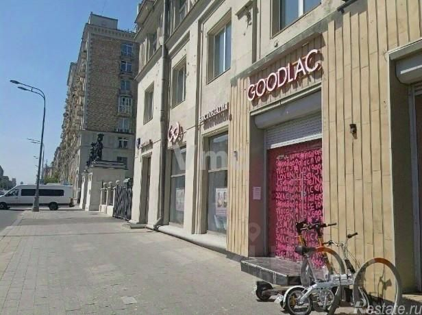 Аренда торгового помещения Ленинский пр-кт,  д. 12