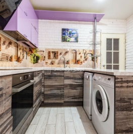 Продажа 3-комн квартиры на вторичном рынке улица Маршала Казакова,  д. 44 к2