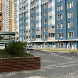Продажа 2-комн квартиры на вторичном рынке ул Кустодиева,  д. 7,  к. 1