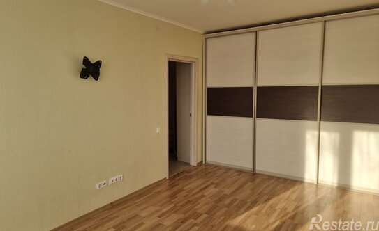 Продажа 2-комн квартиры на вторичном рынке Сапёрная улица,  д. 10