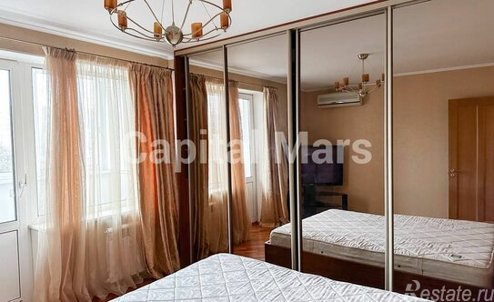 Аренда 2-комн квартиры на вторичном рынке Монетчиковский 6-й пер,  д. 5