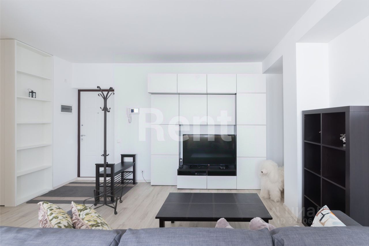 Аренда 3-комн квартиры на вторичном рынке улица Новый Арбат, 16