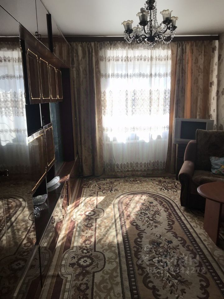Продажа 3-комн квартиры на вторичном рынке улица Бабушкина, 61