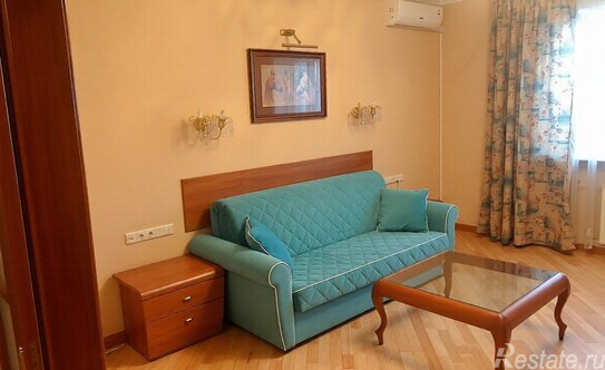 Продажа 4-комн квартиры на вторичном рынке Сиреневый бульвар,  д. 62 к1