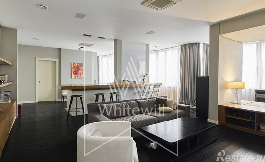 Аренда 3-комн квартиры на вторичном рынке Октябрьский переулок,  д. 5