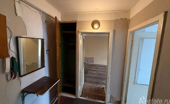 Продажа 2-комн квартиры на вторичном рынке Витебский пр-кт,  д. 33,  к. 4