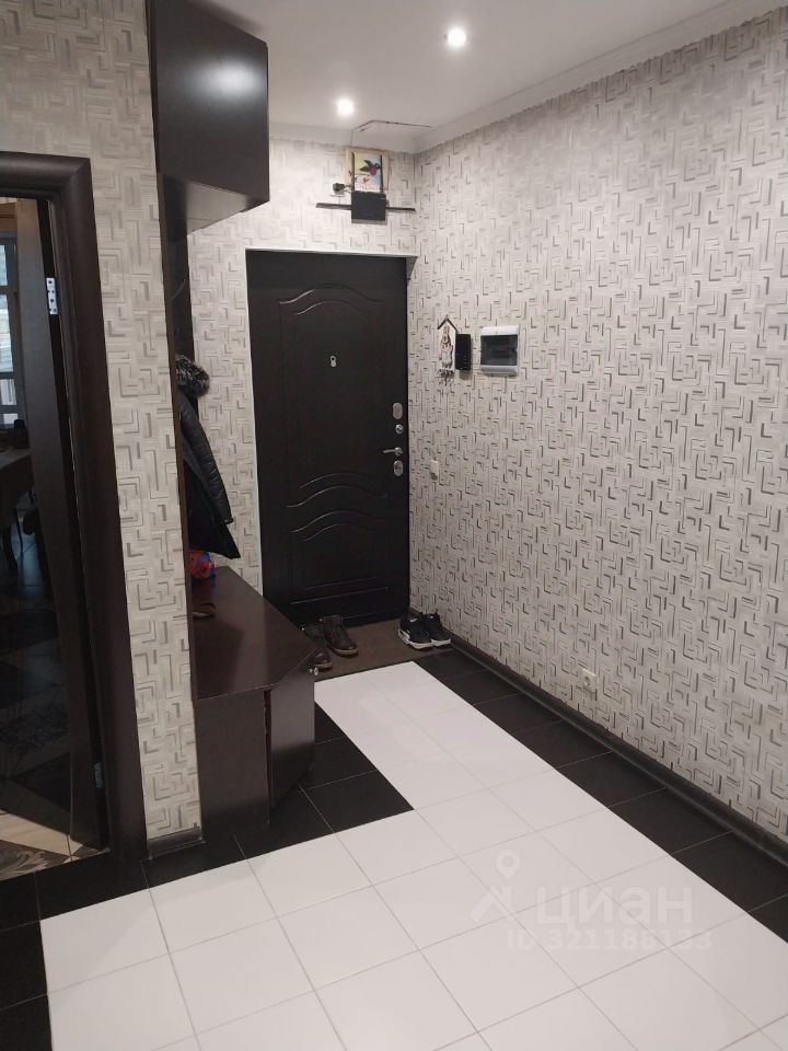 Продажа 2-комн квартиры на вторичном рынке Лиственная улица, 18к1