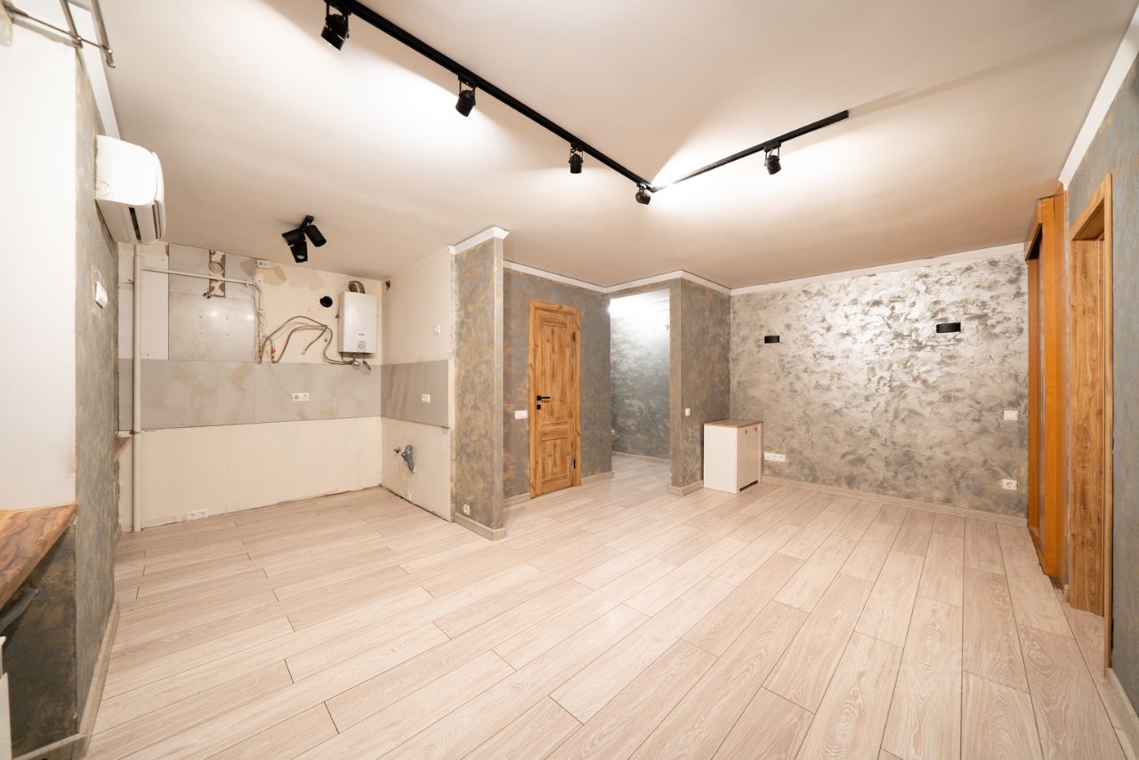 Продажа 2-комн квартиры на вторичном рынке Красногорск, Речная улица, 6