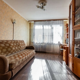 Продажа 3-комн квартиры на вторичном рынке Лесколово, ул Красноборская,  д. 15