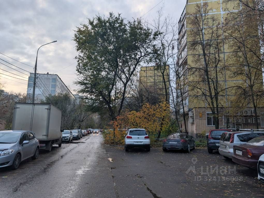 Продажа 3-комн квартиры на вторичном рынке Королев, проспект Королева, 22