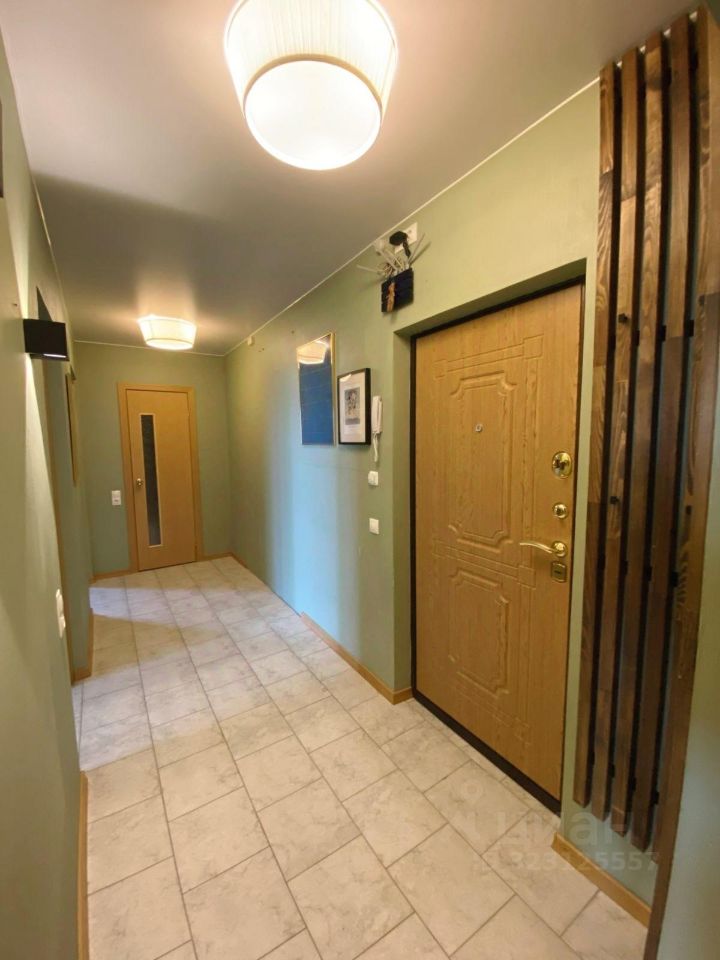 Продажа 2-комн квартиры на вторичном рынке Южный мкр, улица Невская, 1/2