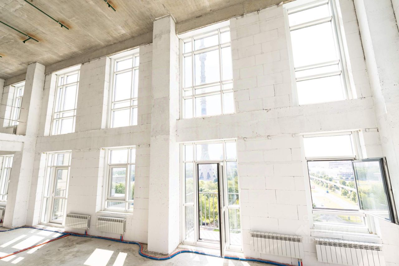 Продажа 2-комн квартиры на вторичном рынке улица Академика Королева, 13