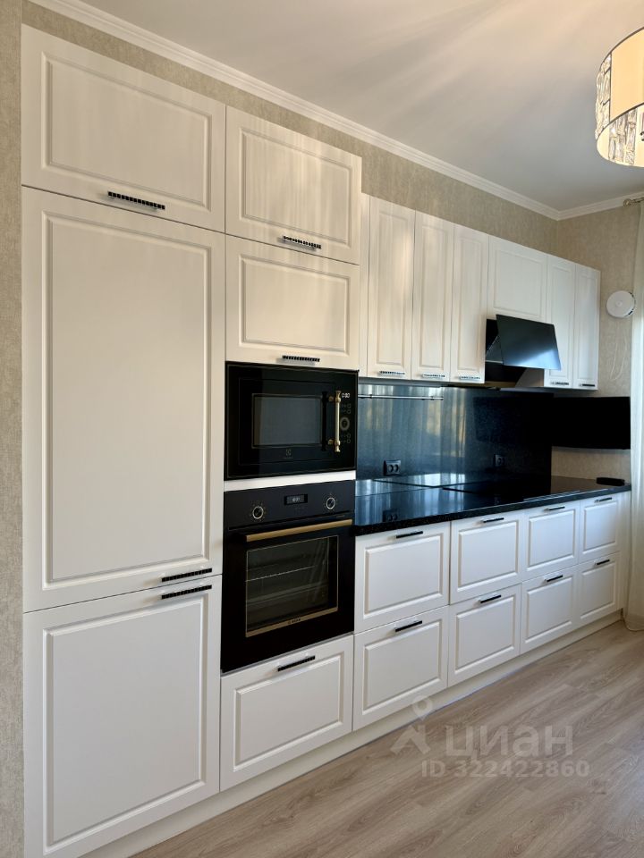 Аренда 3-комн квартиры на вторичном рынке пос. Парголово, Заречная улица, 15к1