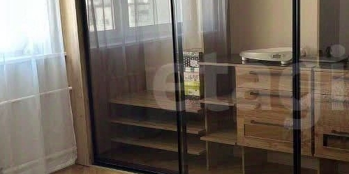 2-комн квартира Изюмская улица, 43